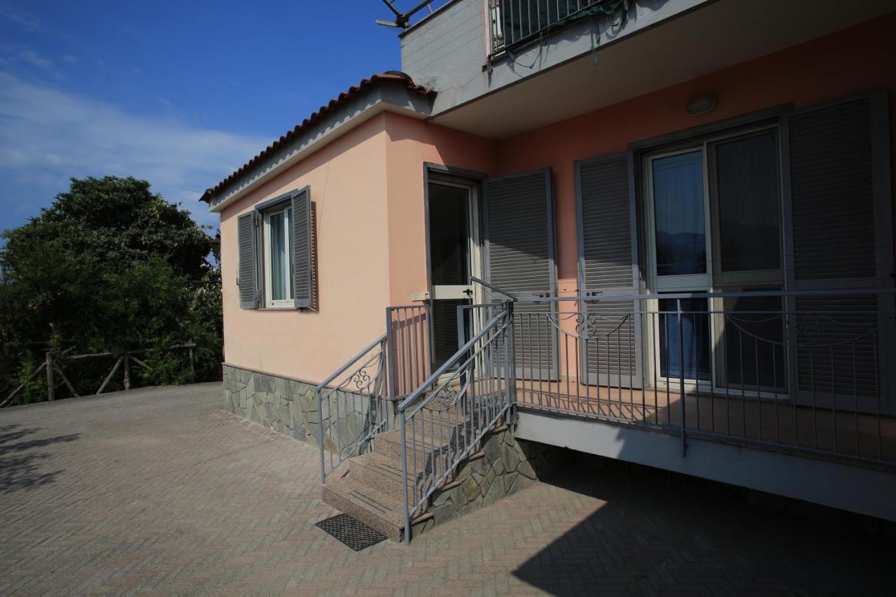 Villa Rosa Pompei Studios Santa Maria La Carita Luaran gambar